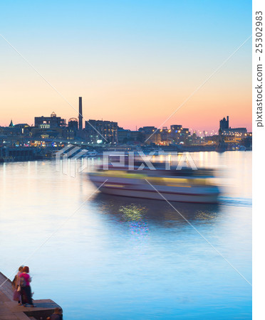 River ship motion blur 25302983