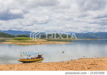 Boat at the Kaeng Krachan Dam, Thailand Boat at the Kaeng Krachan Dam, Thailand 25307899