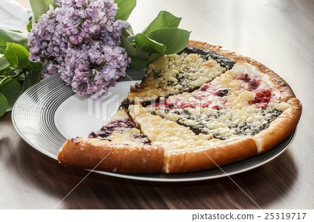 fruit pie fruit pie 25319717