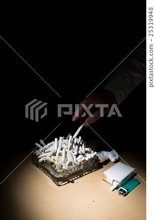 重吸煙者 25319948