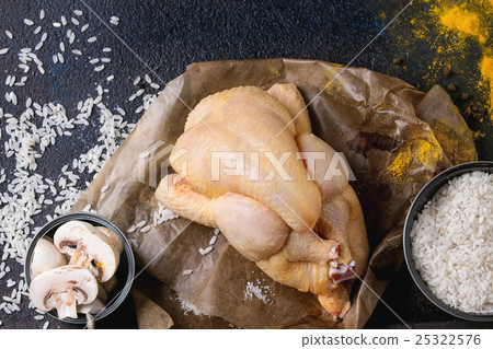 Raw chicken with seasoning and rice 25322576