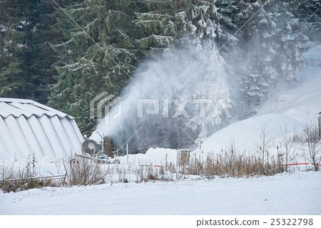 Snow making machine make snow at ski resort Snow making machine make snow at ski resort 25322798