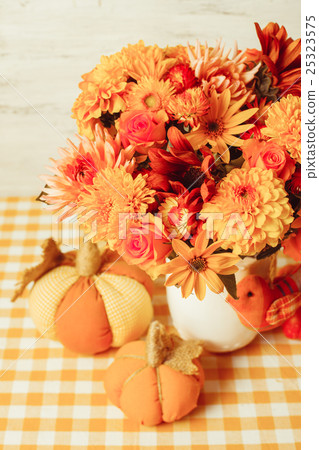 Autumn decor on table Autumn decor on table 25323575