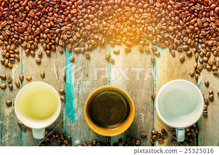 Beans and cups on wooden Beans and cups on wooden 25325016