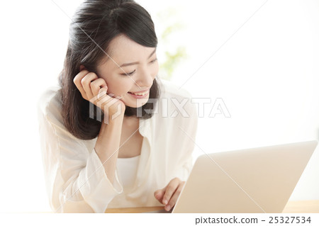 個人電腦·小姐 25327534
