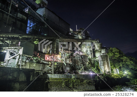 工廠在奧多摩夜景 工廠在奧多摩夜景 25328274