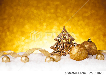 Golden christmas fir tree decoration with gold Golden christmas fir tree decoration with gold 25331020