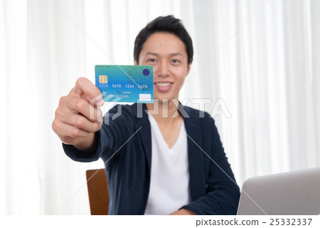 Young man, Credit card 25332337