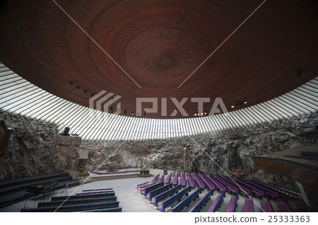 Temppeliaukkio church 25333363