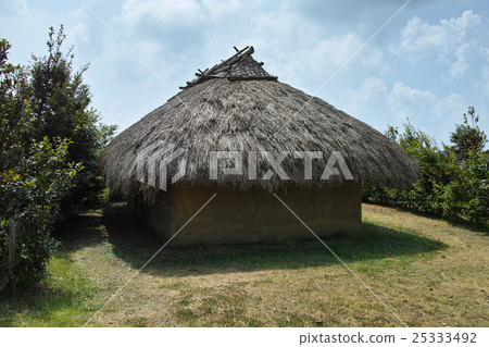 Iki: Wand side of Harajnoji ruins ceremonial place 25333492