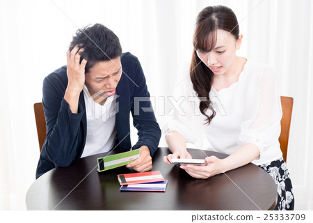 Young men and women, deposits 25333709