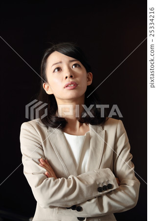Worried business woman Worried business woman 25334216