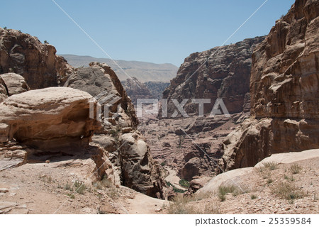 Petra ruins mountain road rocky mountain 25359584