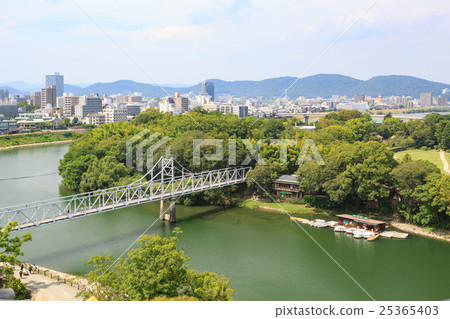 岡山城 - 來自Tenshi Okayama市區的後樂園 -  25365403