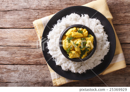 Chicken Korma of coconut and cream sauce Chicken Korma of coconut and cream sauce 25369929