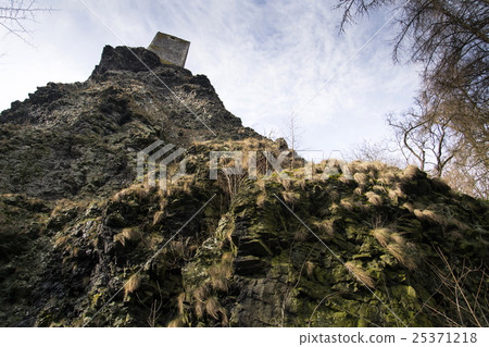 Bosky ruins of castle Trosky in Czech Republic  25371218