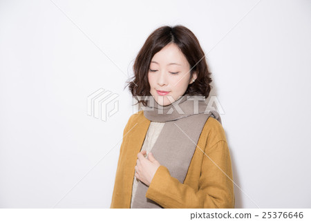 Winter clothing portrait women 25376646