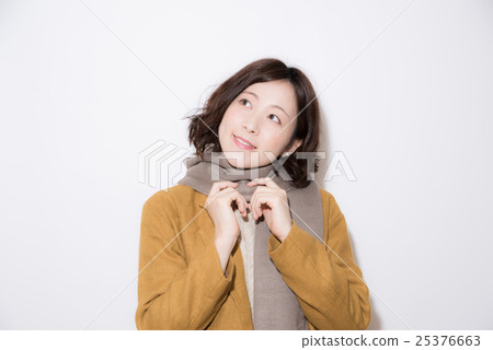 冬季服裝肖像婦女 冬季服裝肖像婦女 25376663