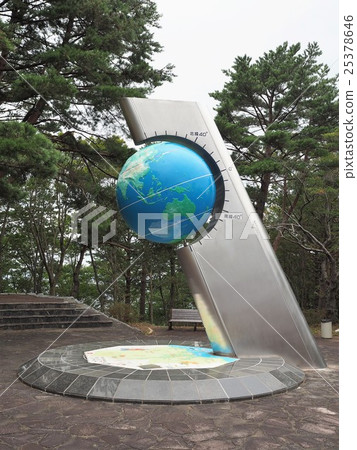 Northern latitude 40 degrees symbol square 25378646