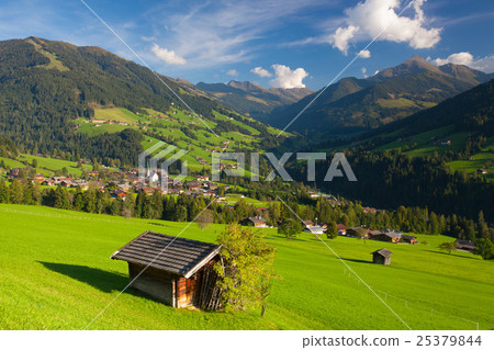 The alpine village of Alpbach and the Alpbachtal The alpine village of Alpbach and the Alpbachtal 25379844
