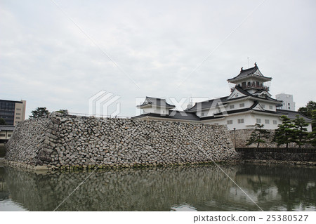 Toyama Castle Ruins Park / Toyama-shi, Toyama-shi 25380527