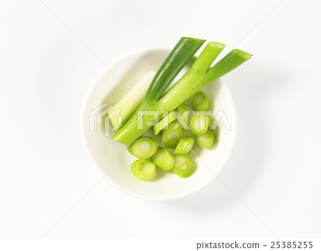 chopped green onion chopped green onion 25385255