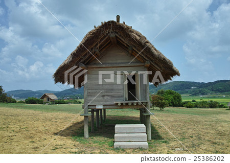 Iki: Harajinji ruins rice granary Iki: Harajinji ruins rice granary 25386202