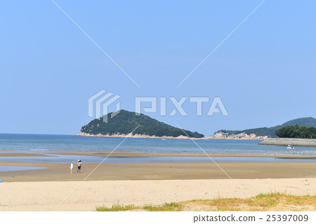 Paternal beach coast Paternal beach coast 25397009