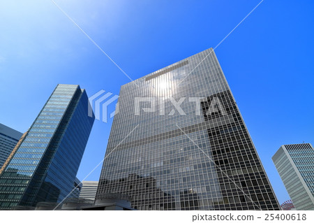 大阪站前的高層建築 25400618