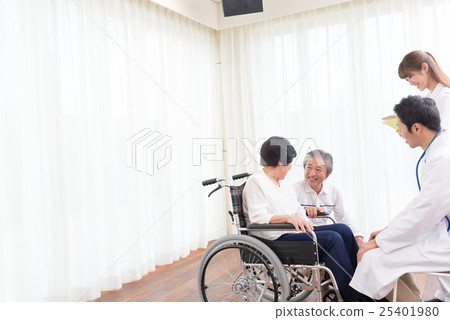 Senior couple, interview image Senior couple, interview image 25401980