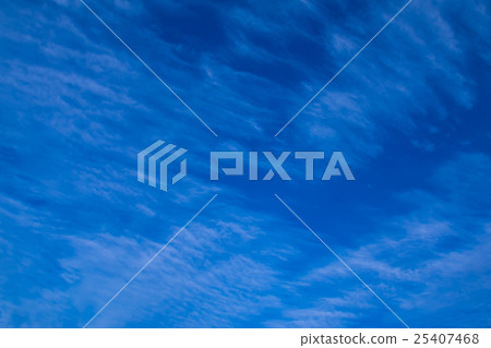 10月上旬的天空和雲彩（3：2更多藍色與修飾） 25407468