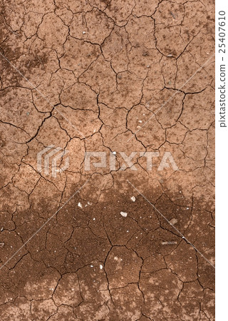 Dry soil closeup Dry soil closeup 25407610