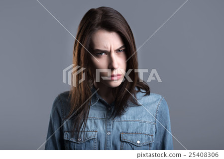 Choleric young woman 25408306