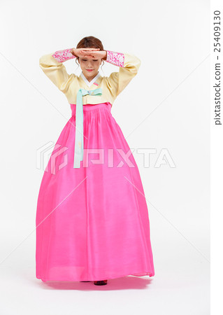 Asian Three Generation Family in Hanbok, Korean Traditional Clothes 25409130