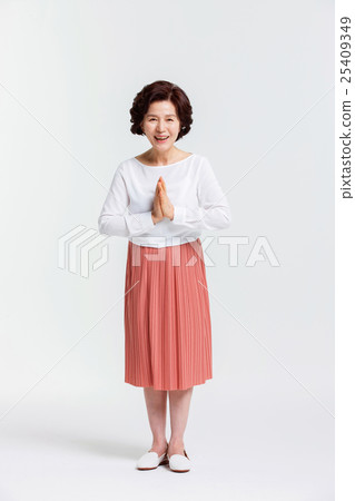 Asian Senior Woman Asian Senior Woman 25409349