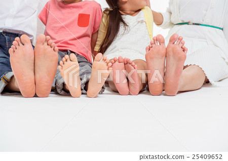 Asian Family Portrait / Isolated on White 25409652