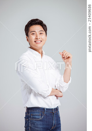 Asian Family Portrait / Isolated on White 25409686