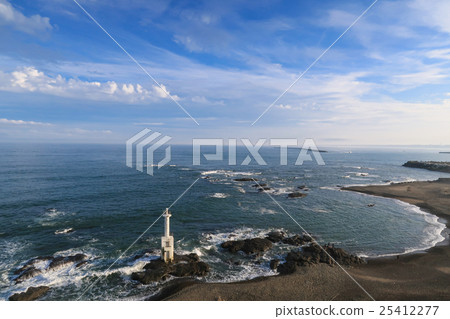 Isohama Light Pillar on the Oarai Coast Isohama Light Pillar on the Oarai Coast 25412277