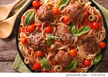 Italian food Italian food 25419781