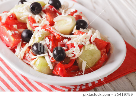 Shopska salad from fresh vegetables with feta 25419799