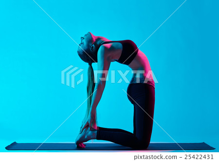 woman yoga exercices Ustrasana camel pose woman yoga exercices Ustrasana camel pose 25422431