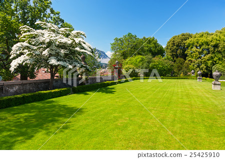 Public garden on the island Isola Bella in Italy 25425910