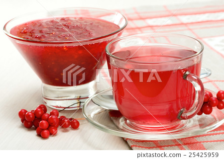 jam and drink from Schisandra chinensis 25425959