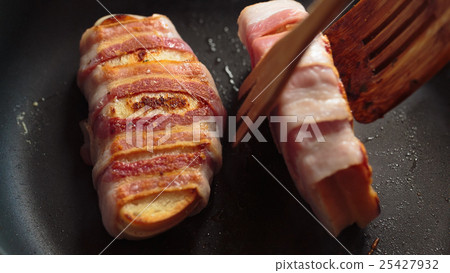 Quick tasty snack 25427932