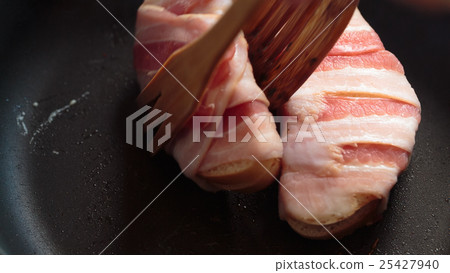 Quick tasty snack Quick tasty snack 25427940
