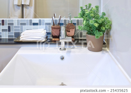 Lavatory and accessories with mosaic wall Lavatory and accessories with mosaic wall 25435625