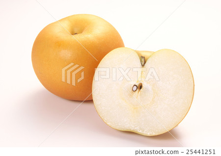 Akikiki pear (from Niigata) Akikiki pear (from Niigata) 25441251