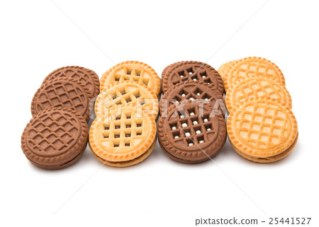 Sandwich biscuits, filled with chocolate 25441527