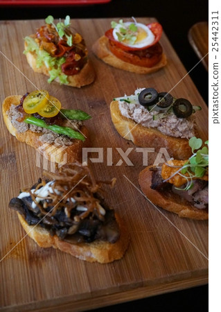 Spanish food, pinchos (Spainish Food, Pintxos, Pinchos) Spanish food, pinchos (Spainish Food, Pintxos, Pinchos) 25442311