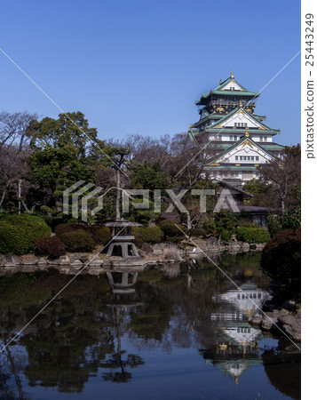 Winter Osaka Castle 25443249